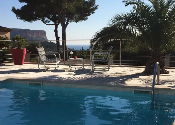 Le Petit Cassis Vue Mer Appartement 70M2 Piscine